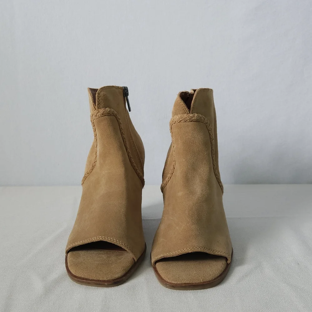 Lucky Brand LK Lureli Suede Peep Toe Wedge Booties Womens 9M Tan Leather‎ Ankle